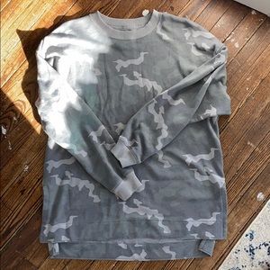 American Eagle Oversized Crewneck